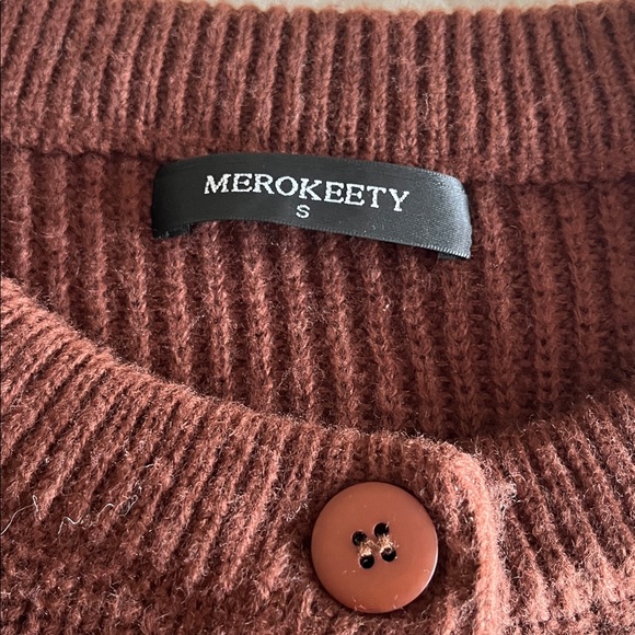 Classic Ribbed Brown Button-Front Cardigan Sweater - Picture 2 of 6